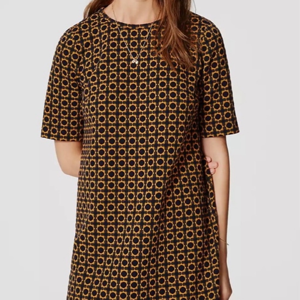 LOFT Deco Tile Shift Dress Black Gold Geometric Textured Mod Style Size Medium